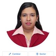 Profesor de lengua castellana y literatura imparte clases a niños de todas las edades